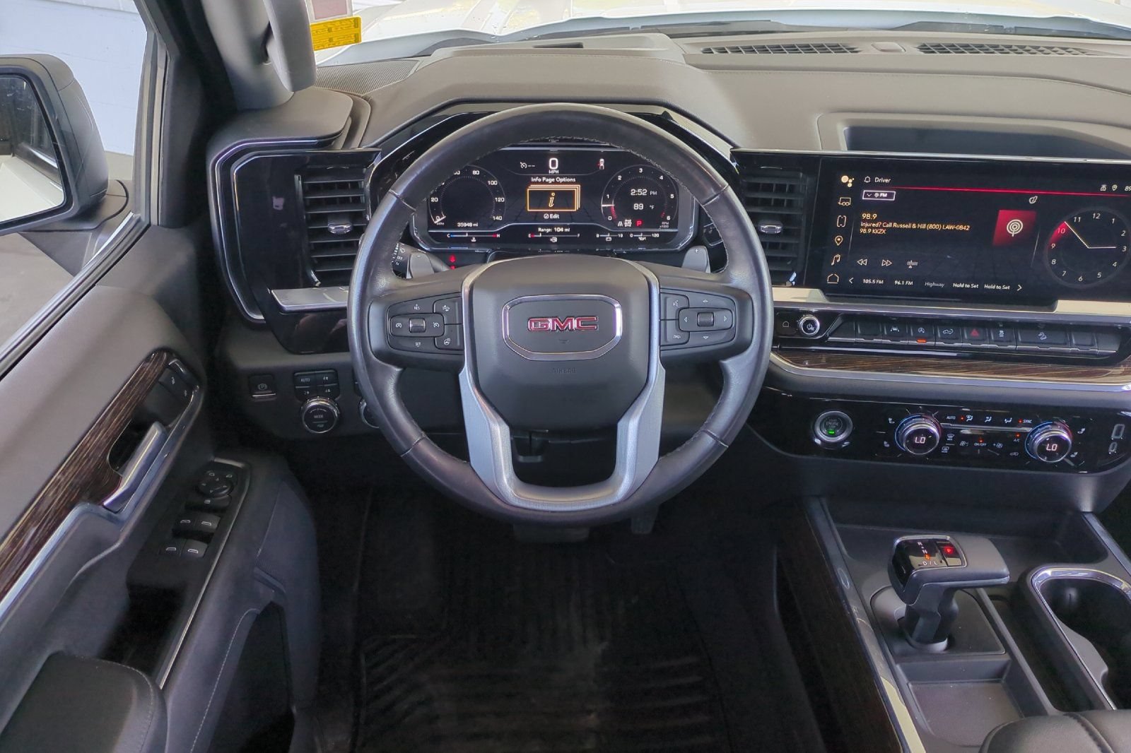 Used 2022 GMC Sierra 1500 Elevation w/ X31 Off-Road Package AWD/4WD image 15