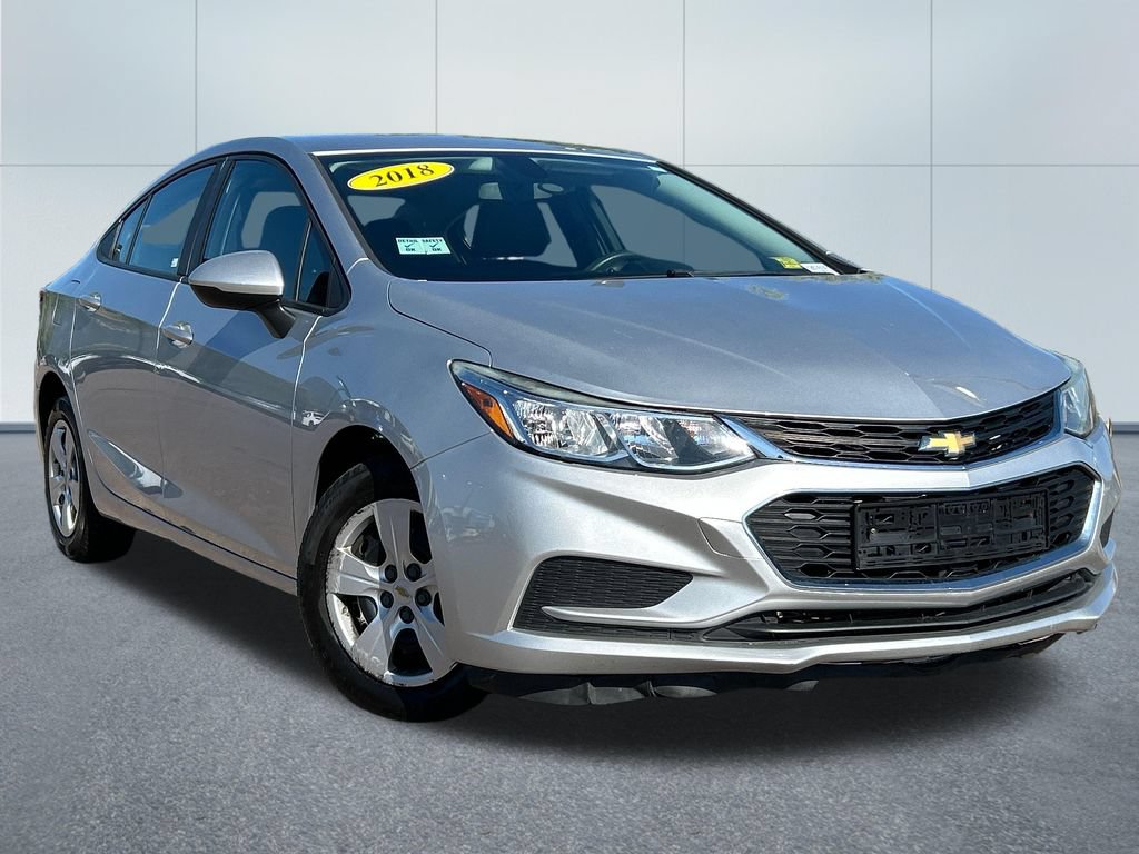 Used 2018 Chevrolet Cruze LS FWD image 29