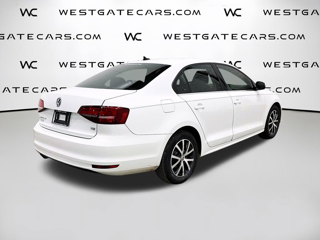 Used 2017 Volkswagen Jetta SE image 5