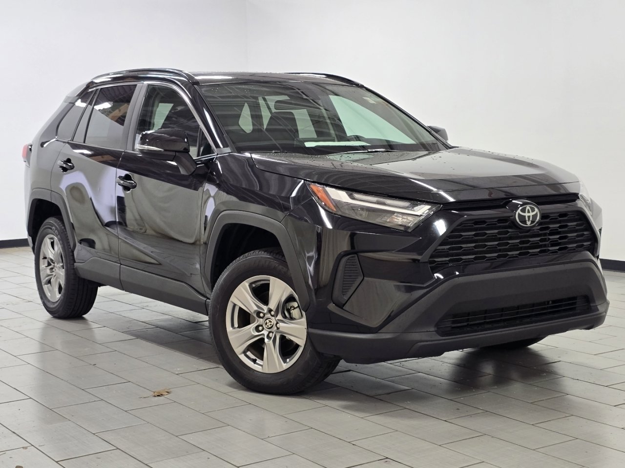Certified 2025 Toyota RAV4 XLE w/ Convenience Package image 2