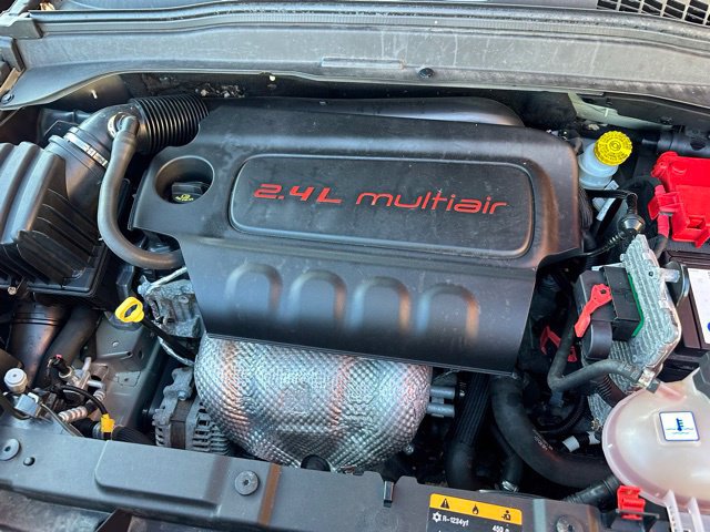 Used 2020 Jeep Renegade Latitude AWD/4WD image 26