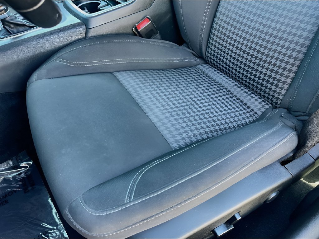 Used 2023 Dodge Charger SXT RWD image 19
