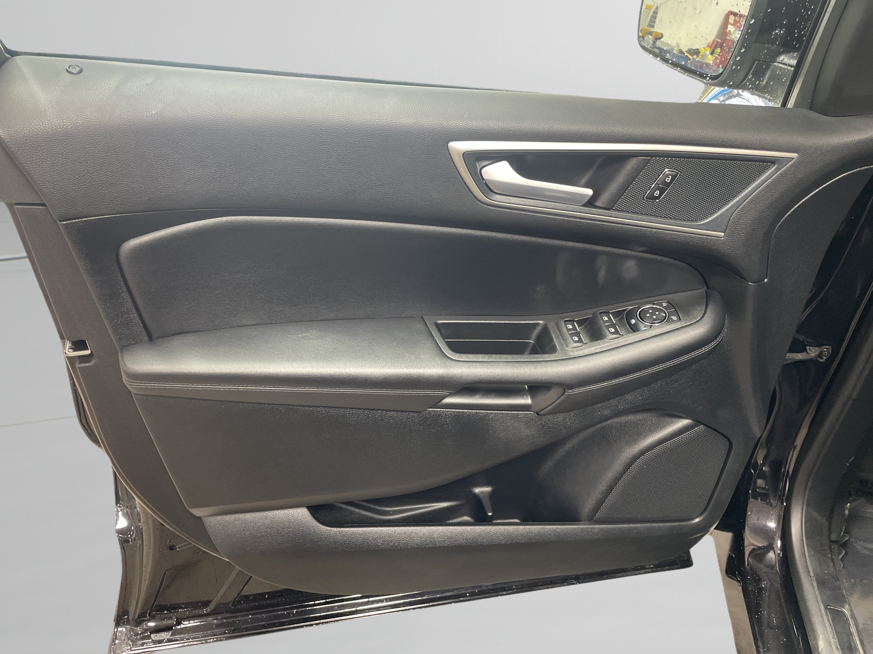 Used 2024 Ford Edge SEL w/ Convenience Package AWD/4WD image 16