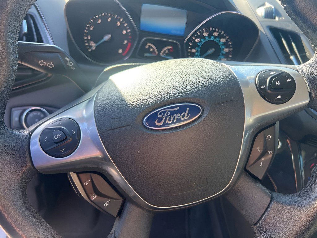 Used 2014 Ford Escape Titanium FWD image 25