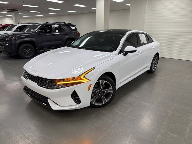 Used 2024 Kia K5 EX image 2