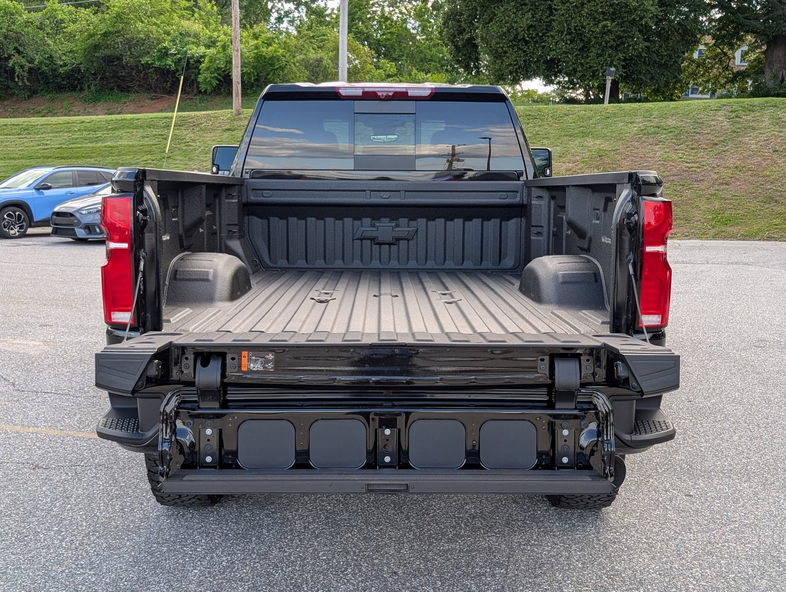 New 2026 Chevrolet Silverado 2500 High Country w/ High Country Premium Package AWD/4WD image 12