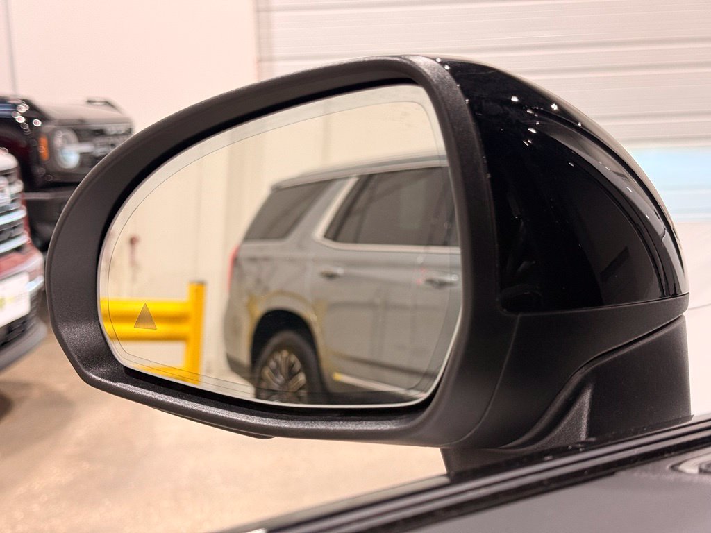 Used 2024 Mercedes-Benz GLC 300 4MATIC image 14