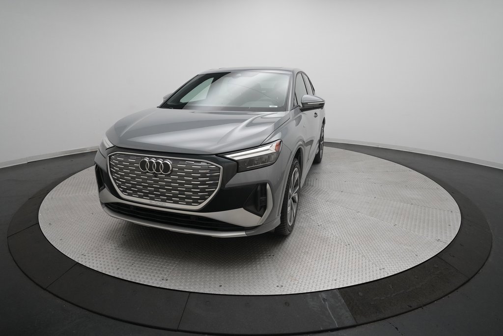 Used 2023 Audi Q4 e-tron Premium w/ Convenience Package image 35