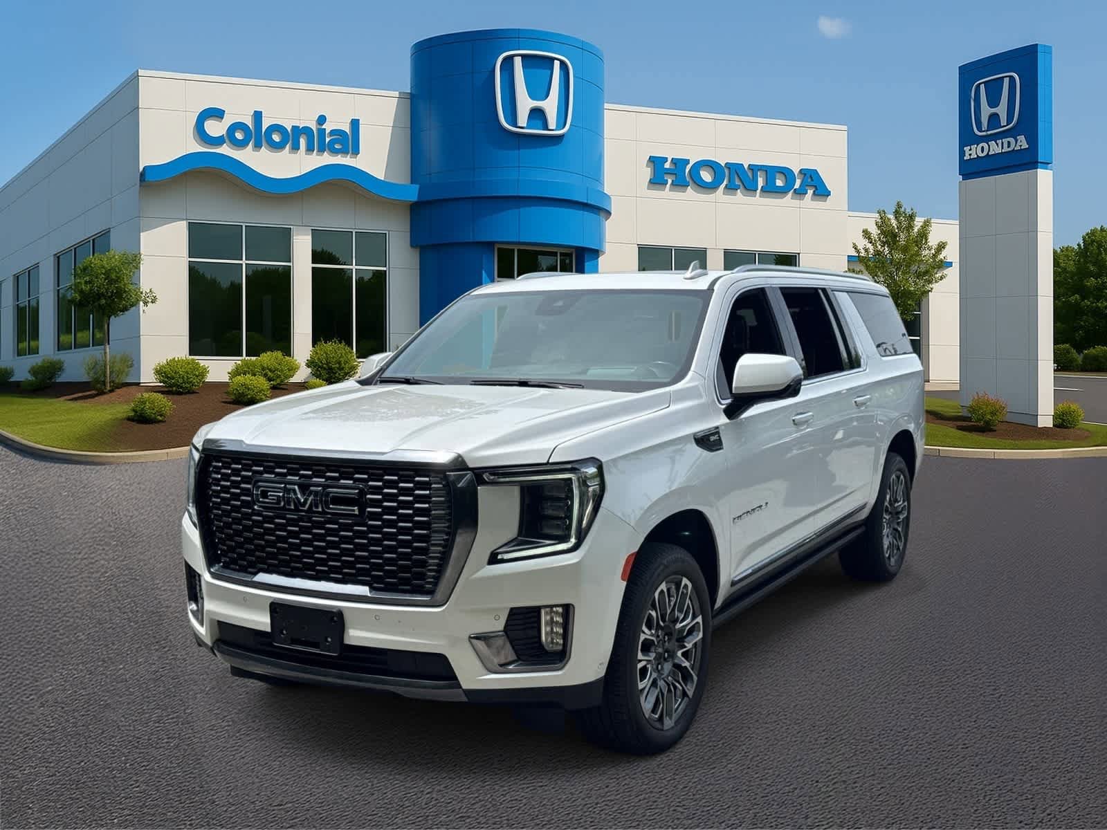 Used 2023 GMC Yukon XL Denali Ultimate