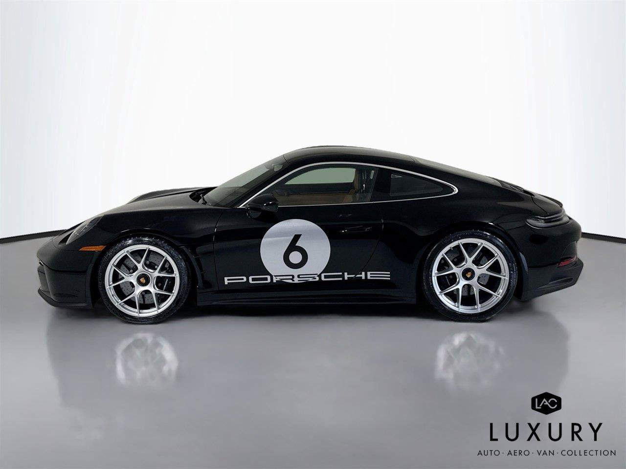 Used 2024 Porsche 911 GT3 RS RWD image 8