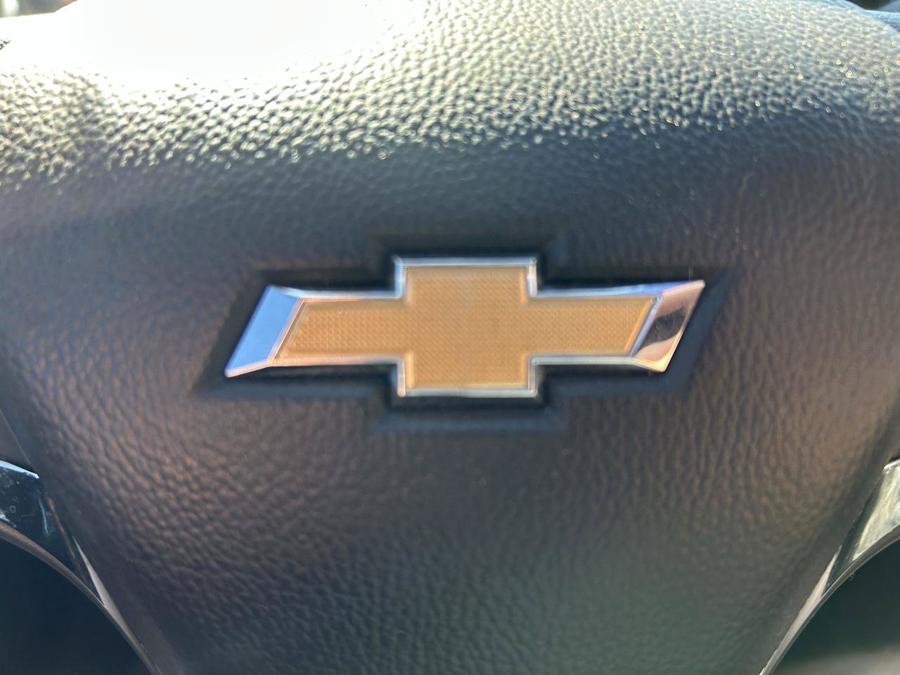 Used 2017 Chevrolet Cruze Premier FWD image 20