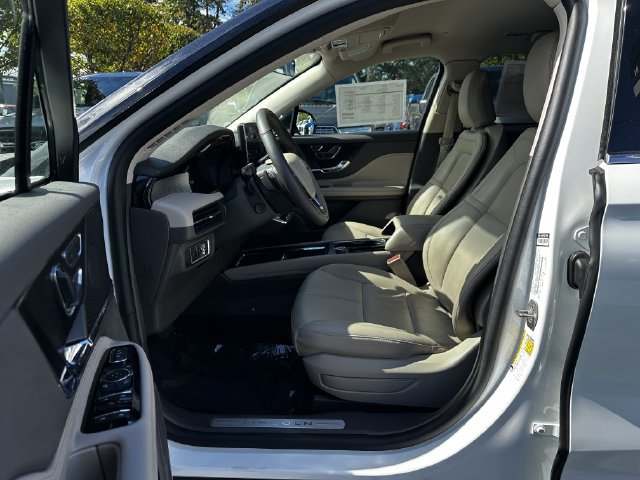 Certified 2023 Lincoln Corsair AWD w/ Equipment Group 101A image 19