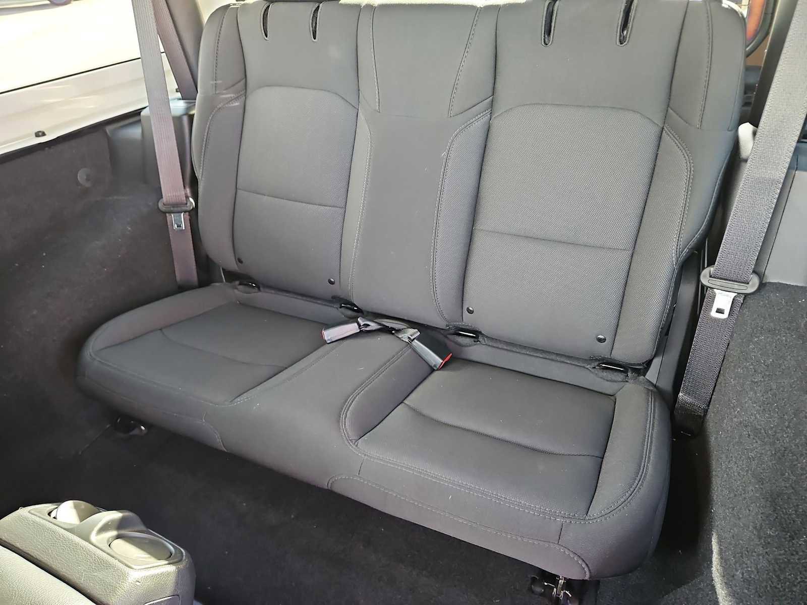 Used 2021 Jeep Wrangler Sport S image 17