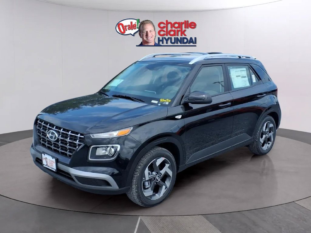 New 2026 Hyundai Venue SEL FWD image 1