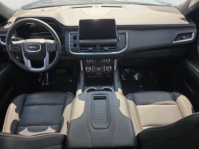 Used 2024 GMC Yukon SLT w/ SLT Premium Package AWD/4WD image 9