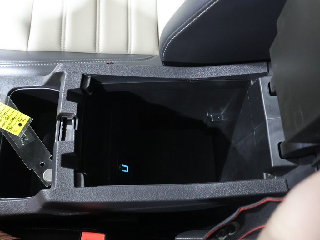 Used 2019 Ford Escape SEL w/ SEL Sport Appearance Package AWD/4WD image 29