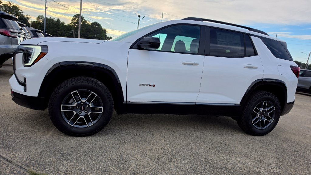 New 2026 GMC Terrain AT4 w/ Convenience Package III