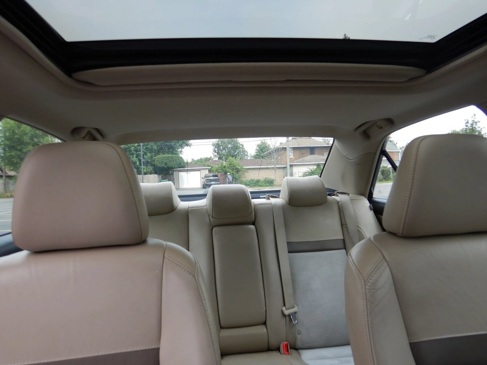 Used 2012 Toyota Camry XLE w/ Leather Pkg FWD image 24