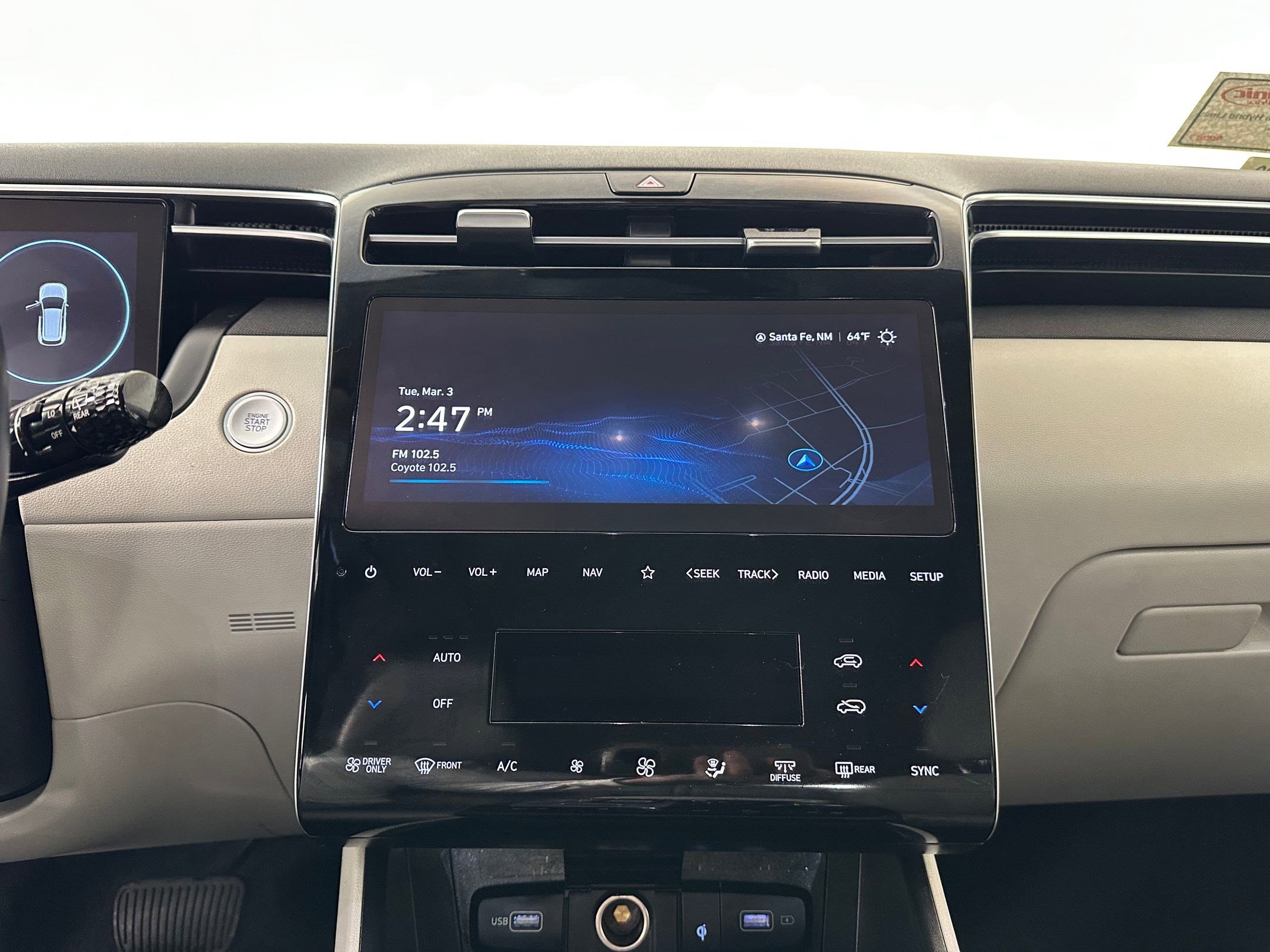 Used 2023 Hyundai Tucson Limited image 26