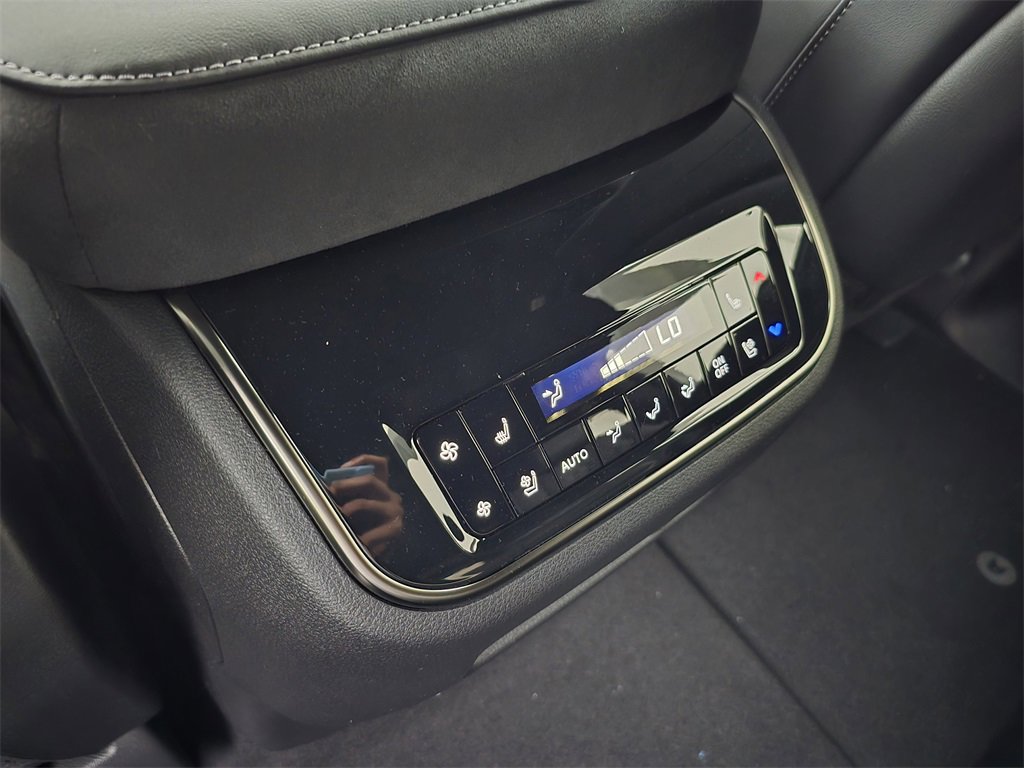 New 2025 INFINITI QX80 Autograph image 16