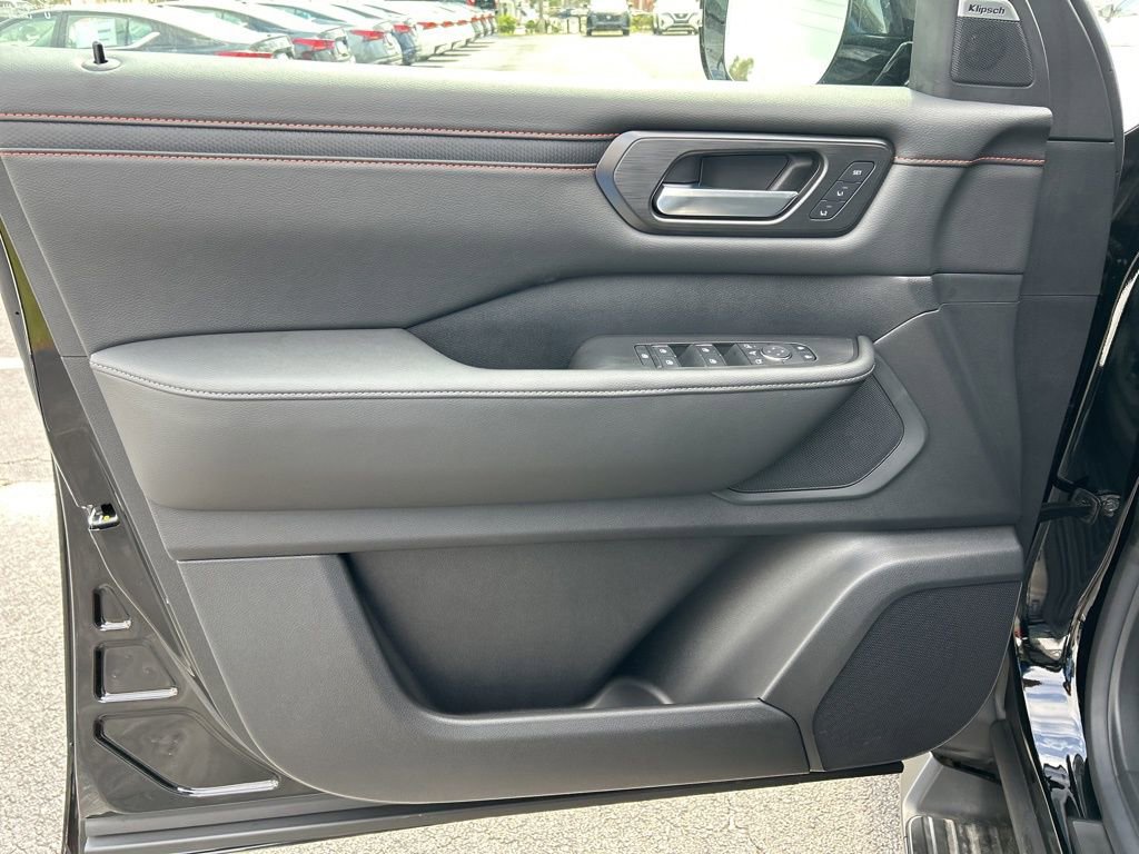 New 2025 Nissan Armada PRO-4X w/ Pro-4X Premium Package image 12