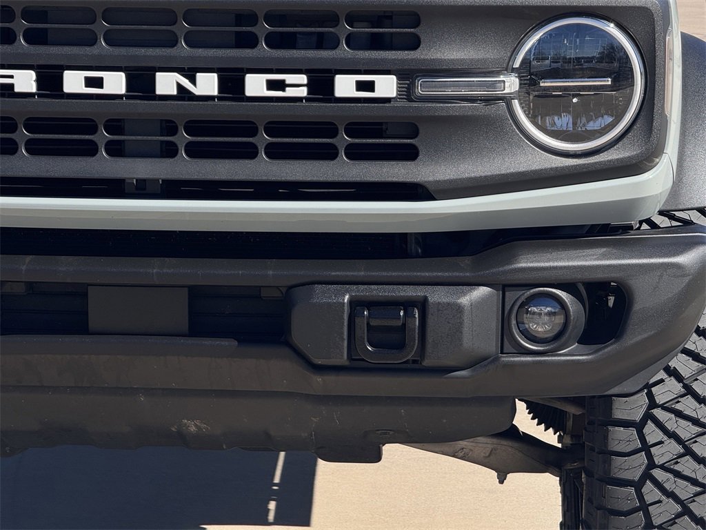 Used 2022 Ford Bronco Black Diamond image 8