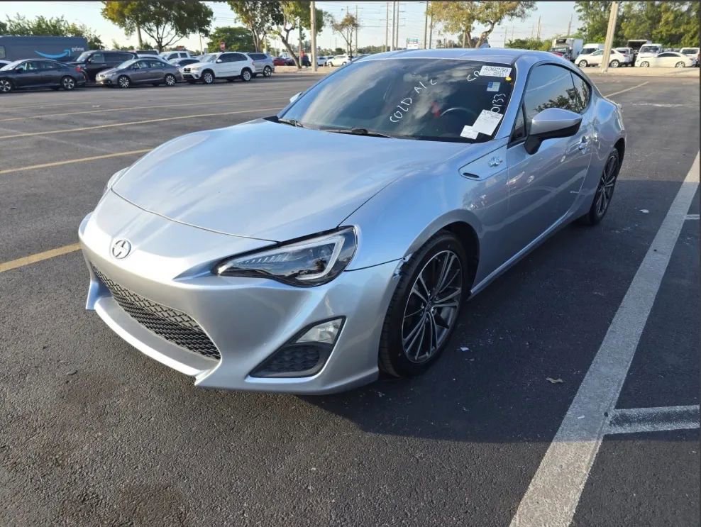 Used 2016 Scion FR-S image 1