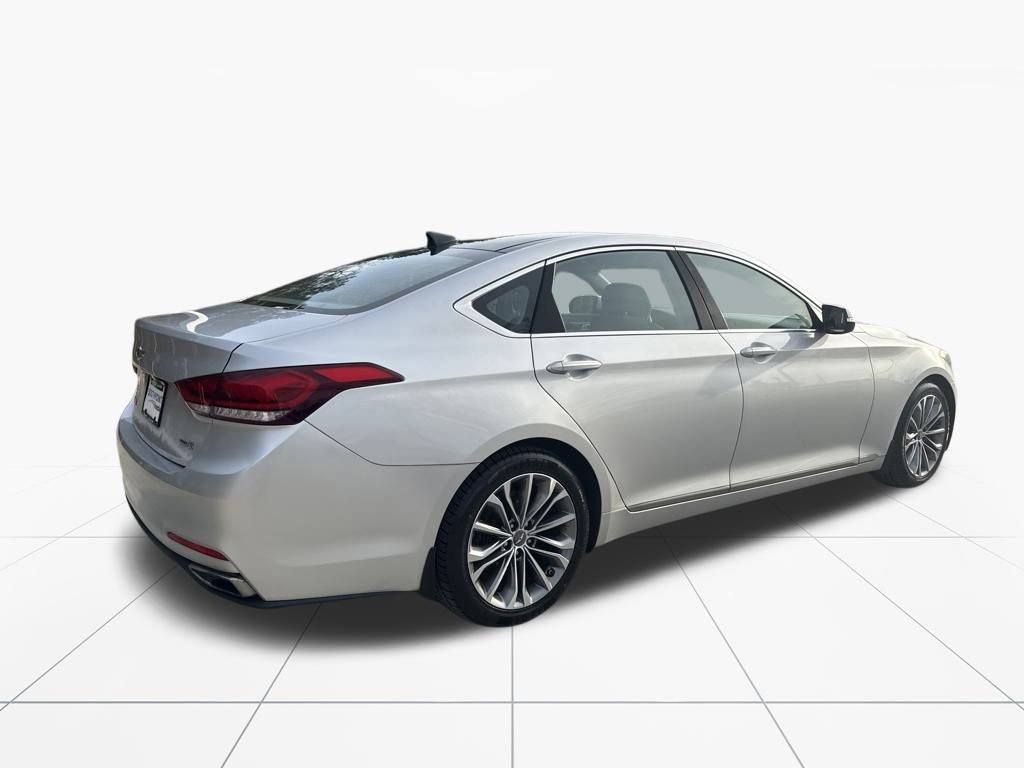 Used 2015 Hyundai Genesis 3.8 w/ Option Group 02 image 9