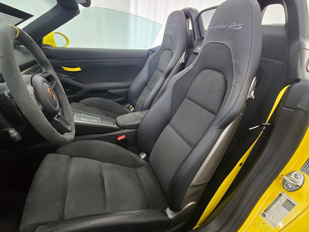 Certified 2025 Porsche 718 Boxster Spyder RS image 5