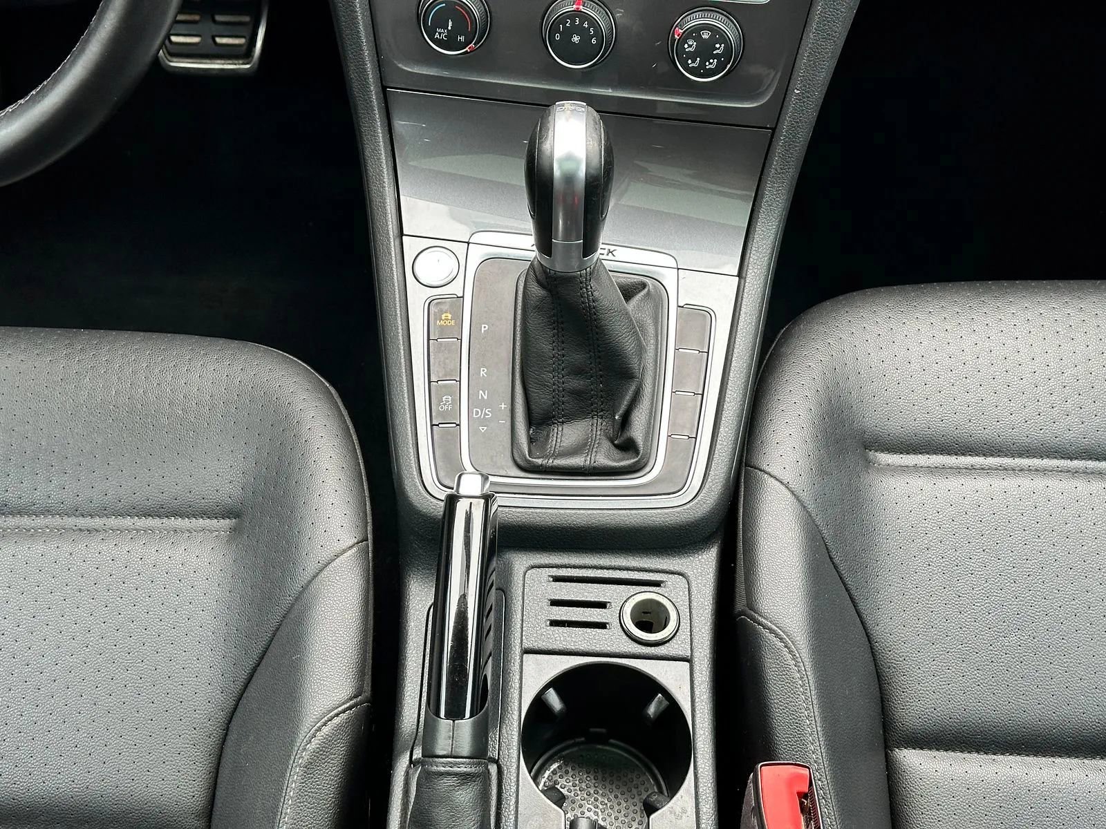 Used 2017 Volkswagen Golf Alltrack SE image 15