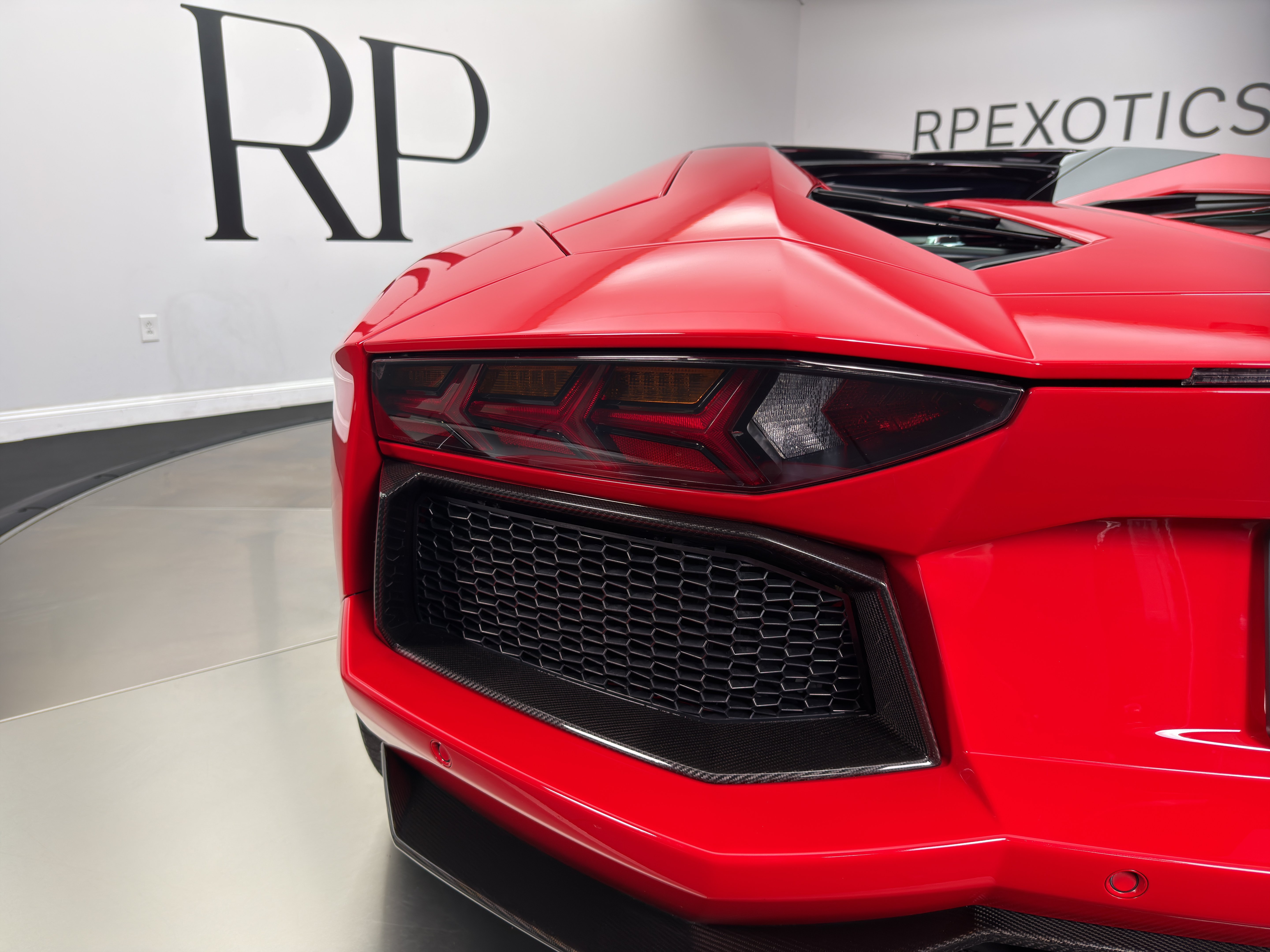 Used 2016 Lamborghini Aventador LP 700-4 AWD/4WD image 23