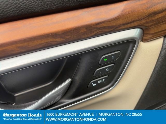 Used 2022 Honda CR-V Touring image 18
