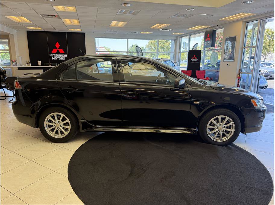 Used 2014 Mitsubishi Lancer ES FWD image 4