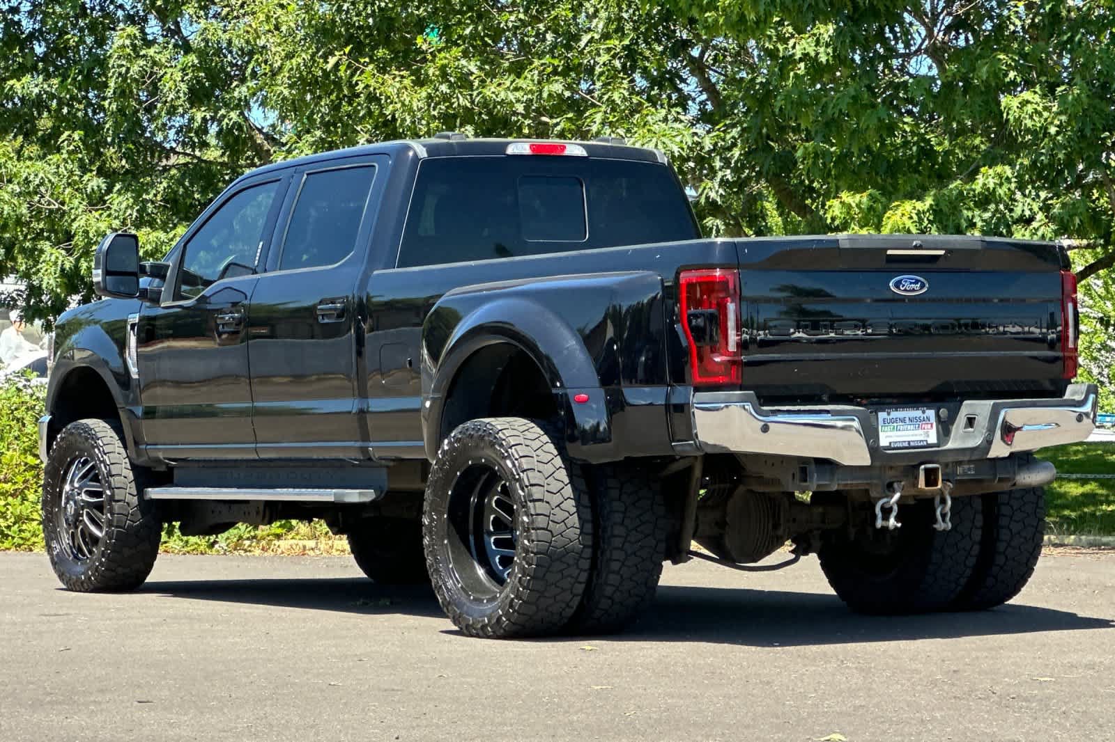Used 2021 Ford F350 Lariat w/ Lariat Ultimate Package AWD/4WD image 6