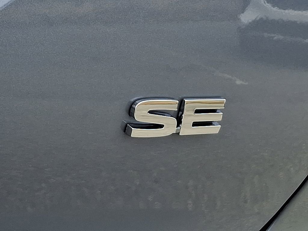 New 2026 Mitsubishi Outlander SE image 14