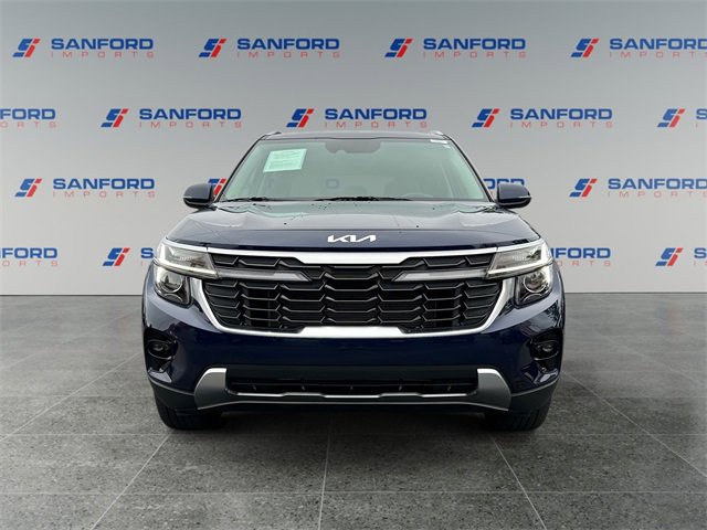 Used 2024 Kia Seltos EX image 8