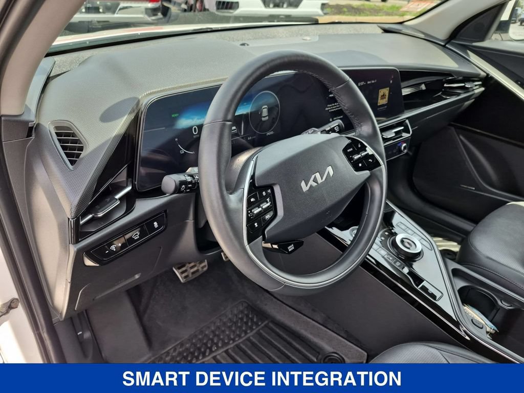 Used 2023 Kia Niro Wave w/ Wave Preserve Package FWD image 12
