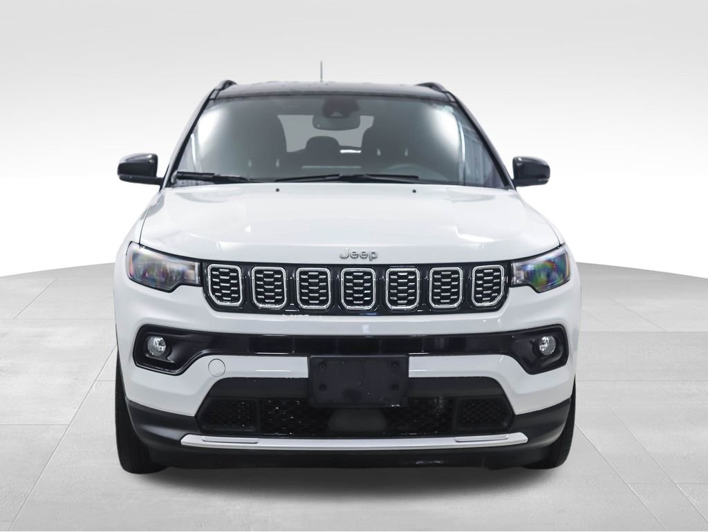 Used 2024 Jeep Compass Limited image 8