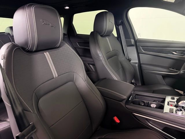 New 2026 Jaguar F-PACE R-Dynamic S image 37