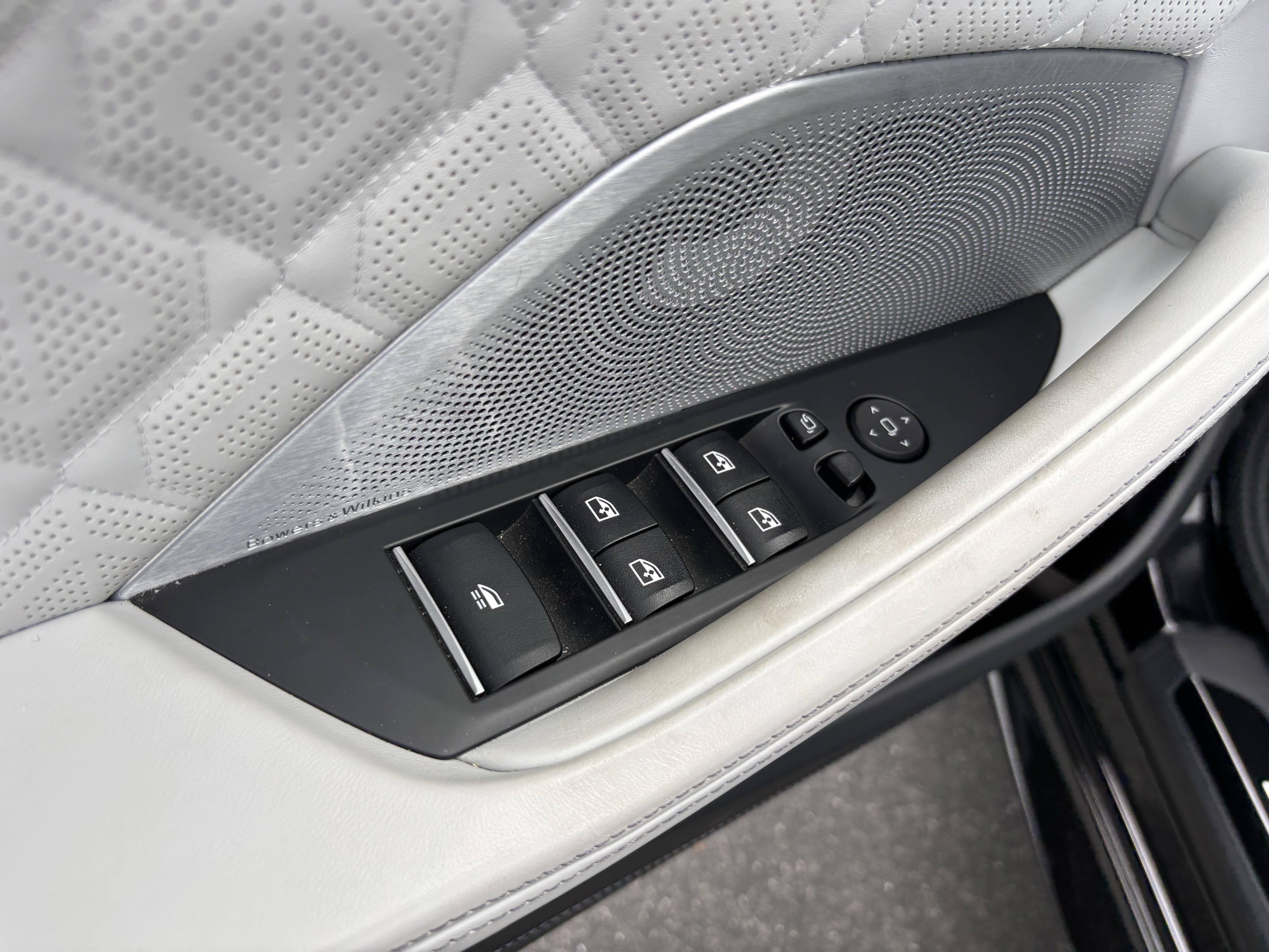 Used 2022 BMW M8 Competition AWD/4WD image 15
