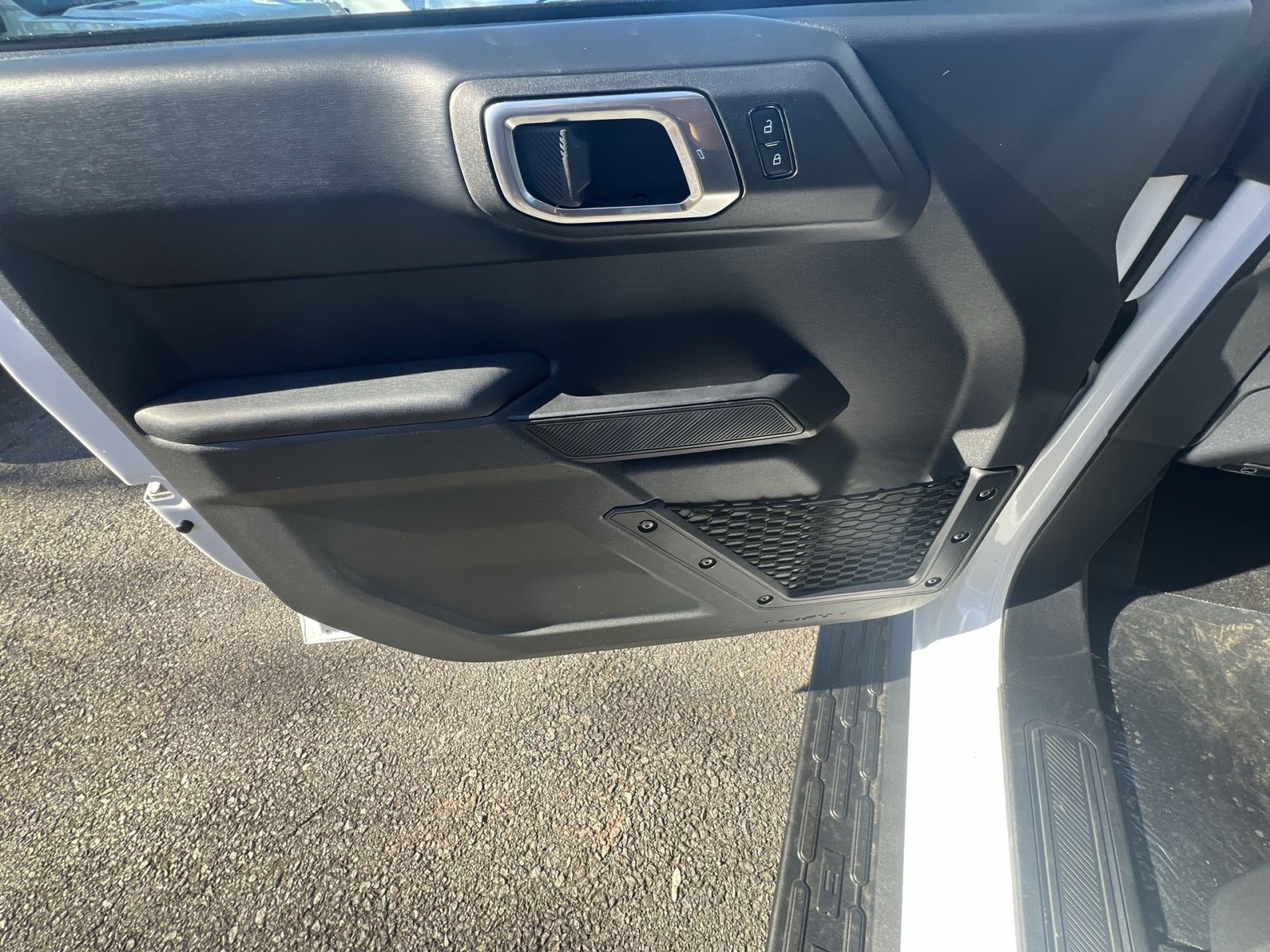 New 2025 Ford Bronco Outer Banks image 15