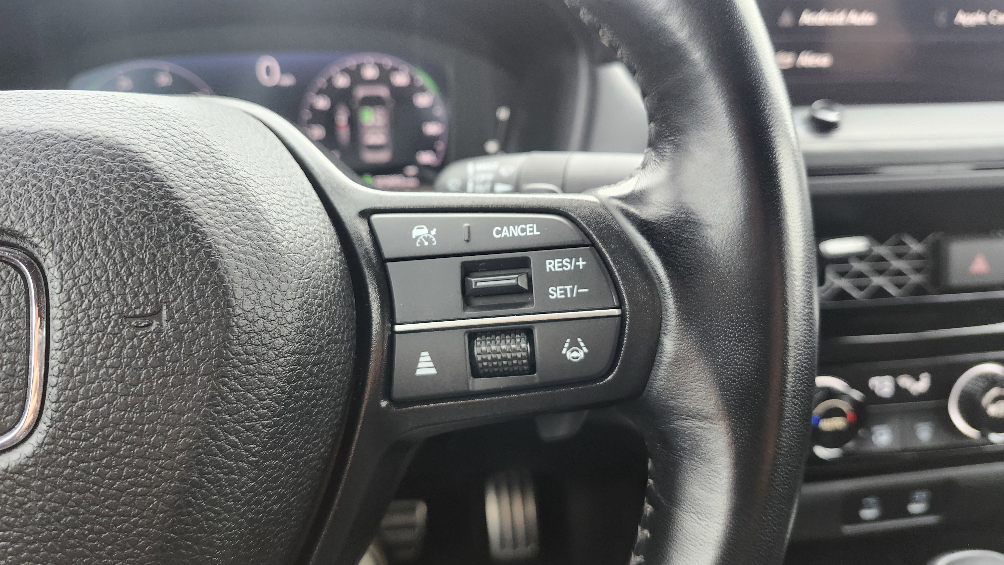 Used 2025 Honda Accord Sport image 36