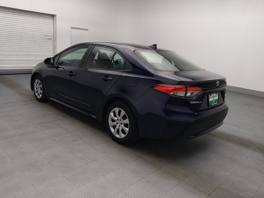 Used 2022 Toyota Corolla LE FWD image 3