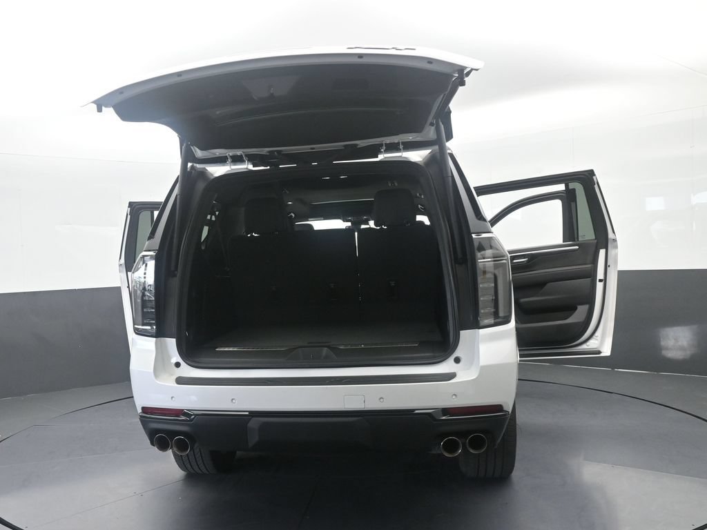 Used 2025 Chevrolet Suburban RST w/ Comfort Package RWD image 87