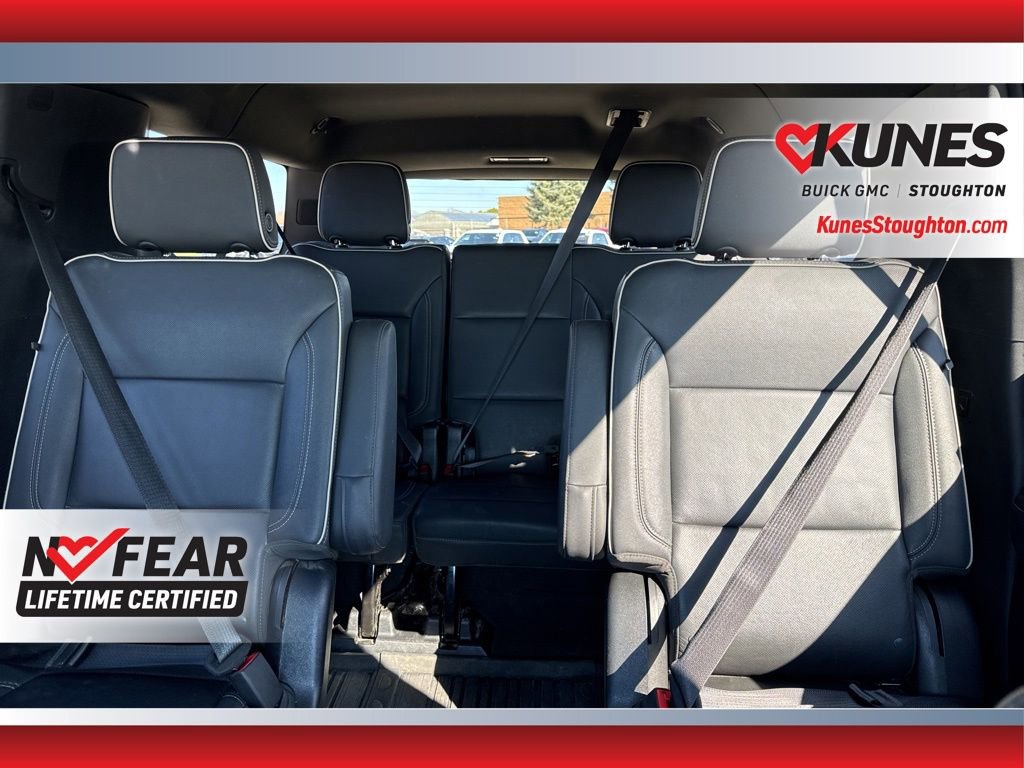 Used 2023 GMC Yukon XL SLT w/ SLT Premium Package AWD/4WD image 39
