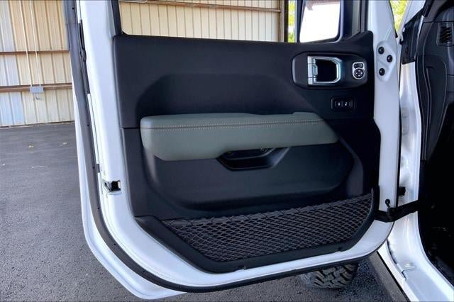New 2026 Jeep Gladiator Mojave AWD/4WD image 46