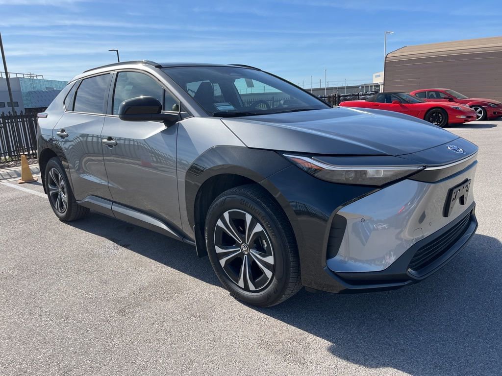 Used 2024 Toyota bZ4X XLE image 3