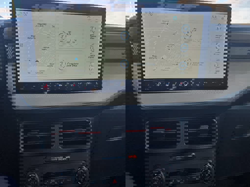 Used 2025 Ford Maverick Lariat w/ 4K Tow Package image 19