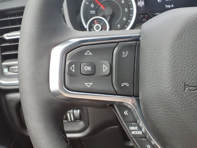 Used 2026 RAM 1500 Laramie AWD/4WD image 18