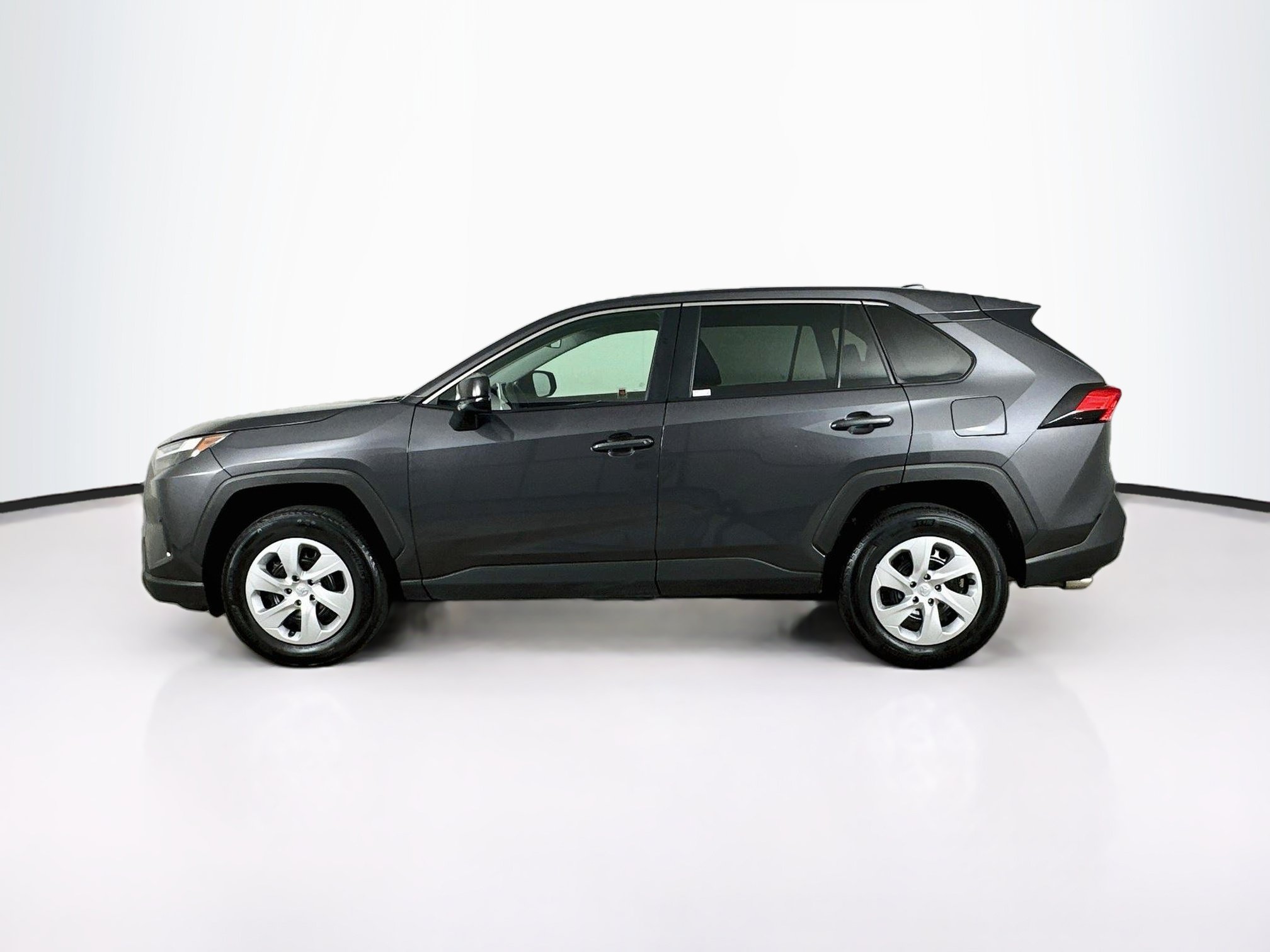 Used 2025 Toyota RAV4 LE FWD image 4